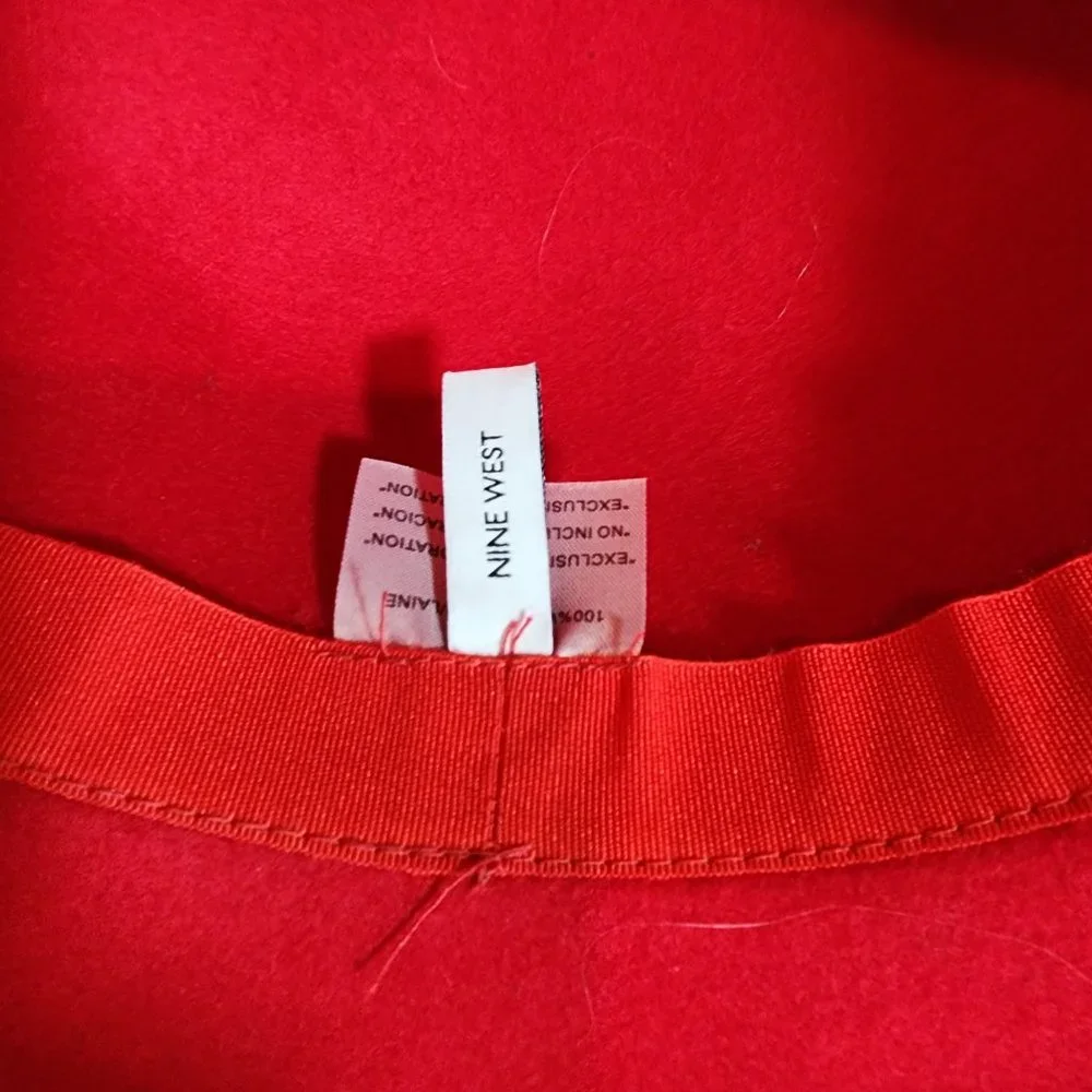 Brilliant Red 100% Wool Cloche Bell Hat Brown Faux Lether Trim Classic Classy